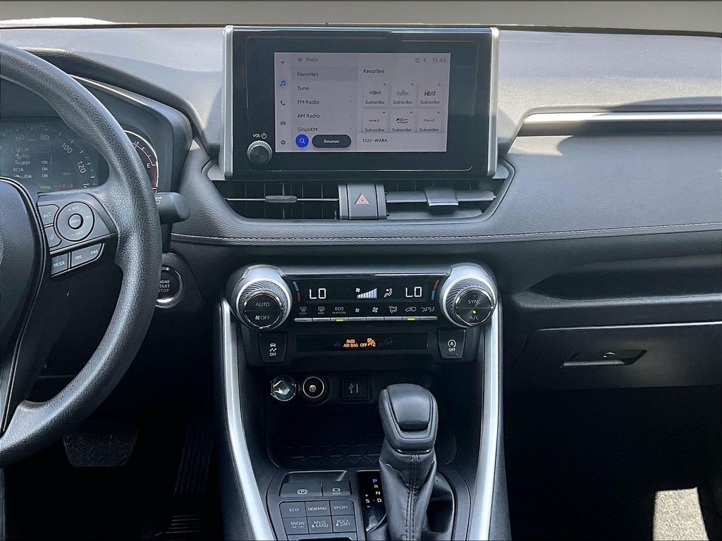 Used 2025 White Toyota XLE image 18
