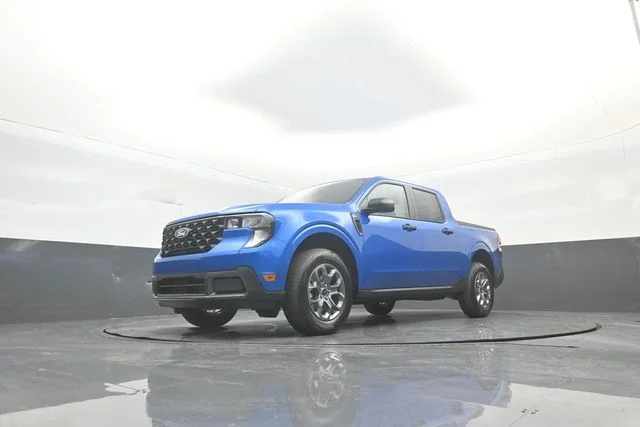 New 2026 Velocity Blue Ford XLT image 36