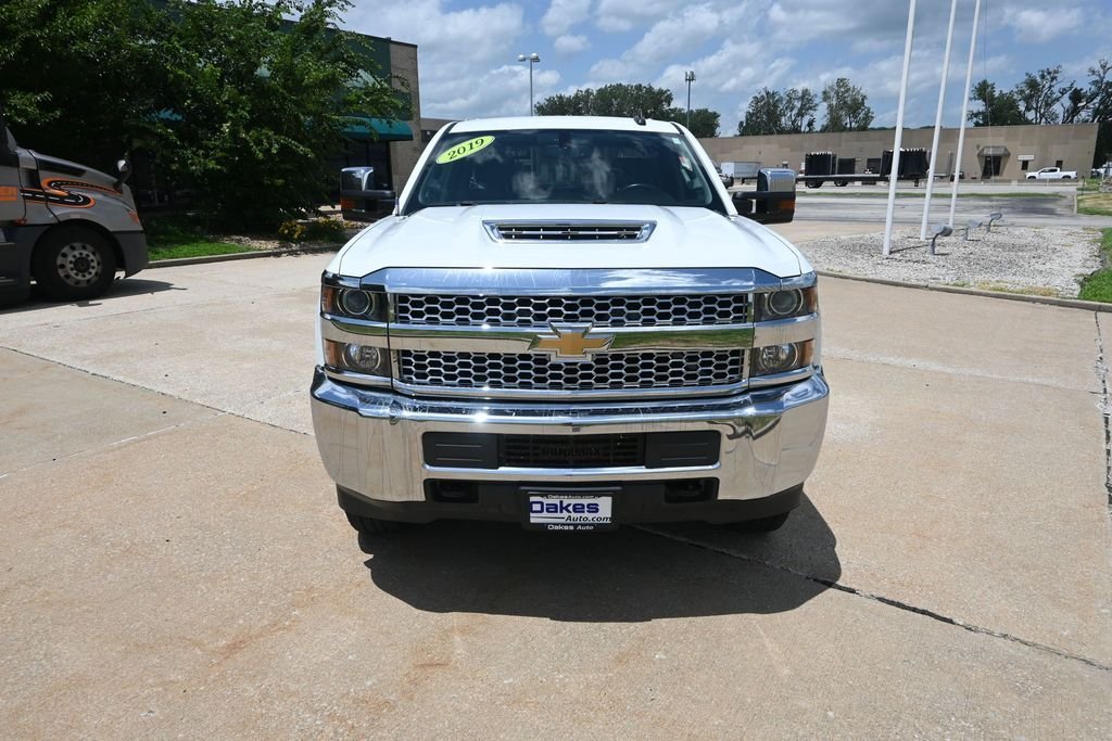 Used 2019 Summit White Chevrolet LT image 3