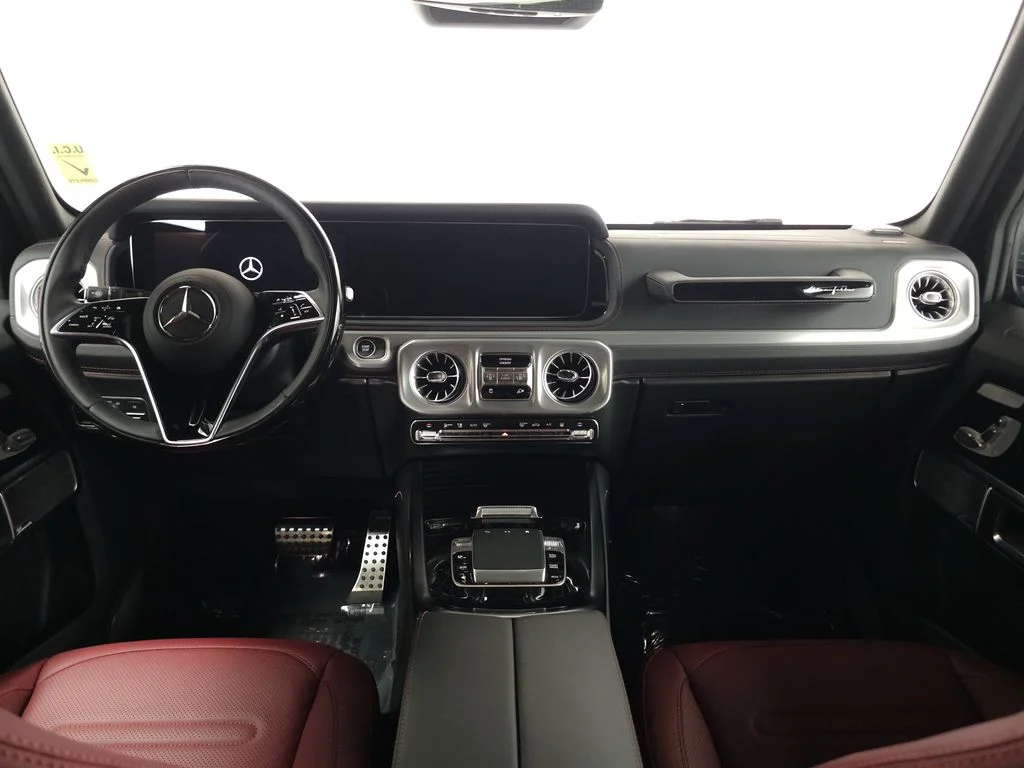 Certified Used 2025 Black Mercedes-Benz G 580 image 27