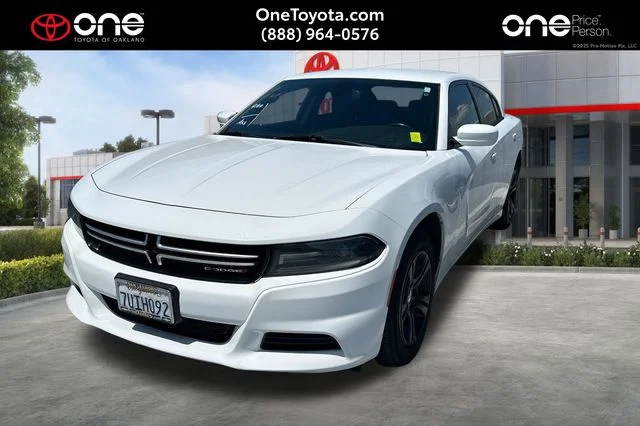 2016 Dodge Charger SE