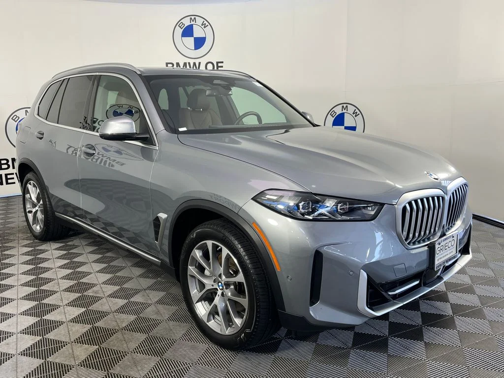 Certified Used 2026 Gray BMW xDrive40i image 1