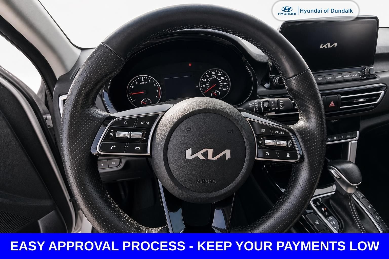 Used 2022 White Kia SX image 12