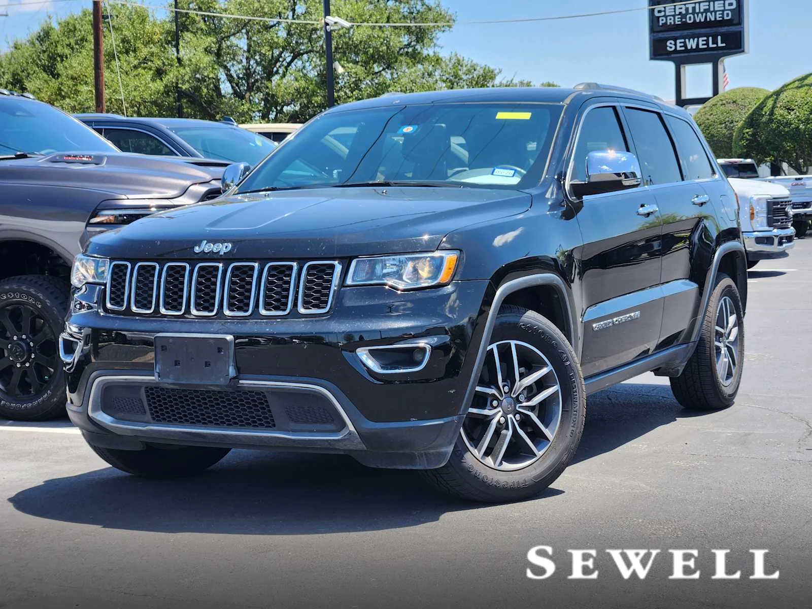 Used 2019 Black Jeep Limited 4x2 image 1