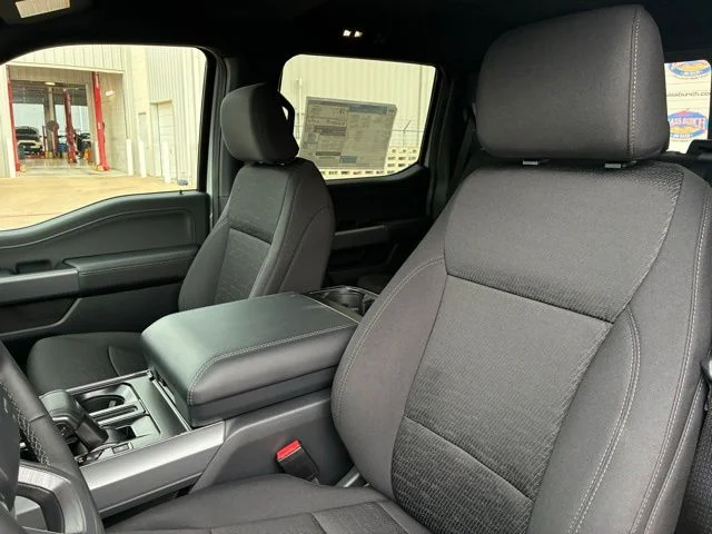 New 2026 Avalanche Ford XLT image 8