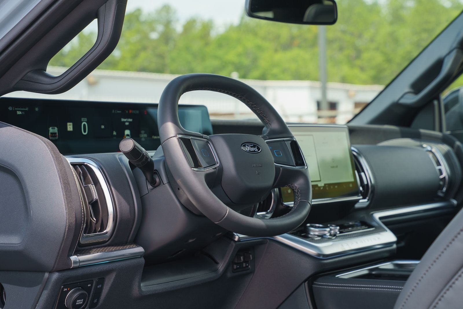 New 2026 Glacier Gray Metallic Tri-Coat Ford MAX Platinum® image 18