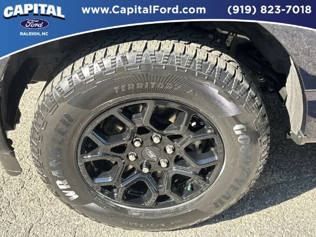 Used 2024 Blue Ford XLT image 13