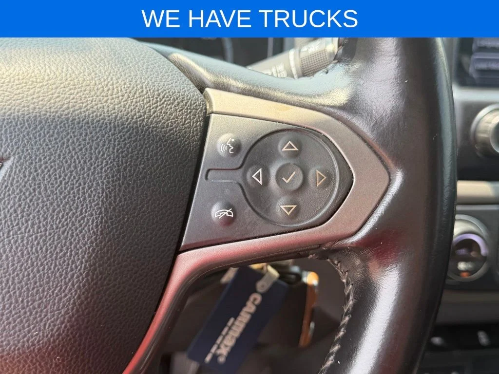 Used 2017 White Chevrolet Z71 image 20