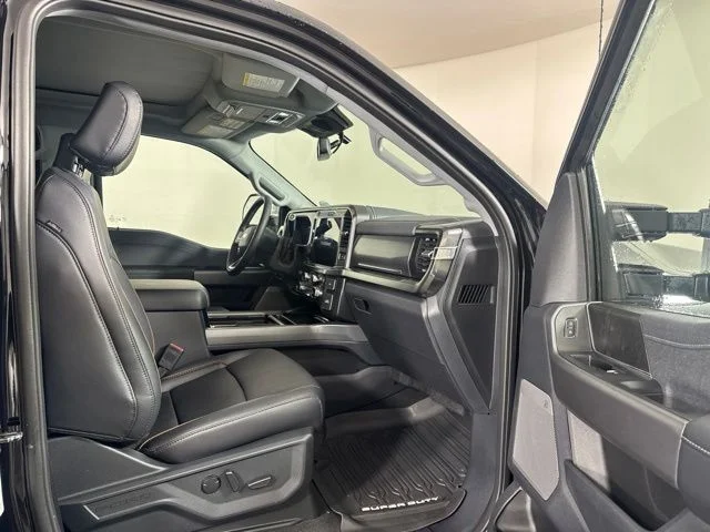 New 2026 Agate Black Metallic Ford Lariat image 3