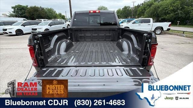 New 2026 Granite Crystal Metallic Clearcoat RAM TRADESMAN image 24