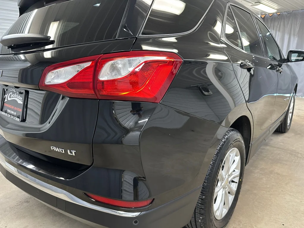 Used 2018 MOSAIC BLACK METALLIC Chevrolet LT image 25