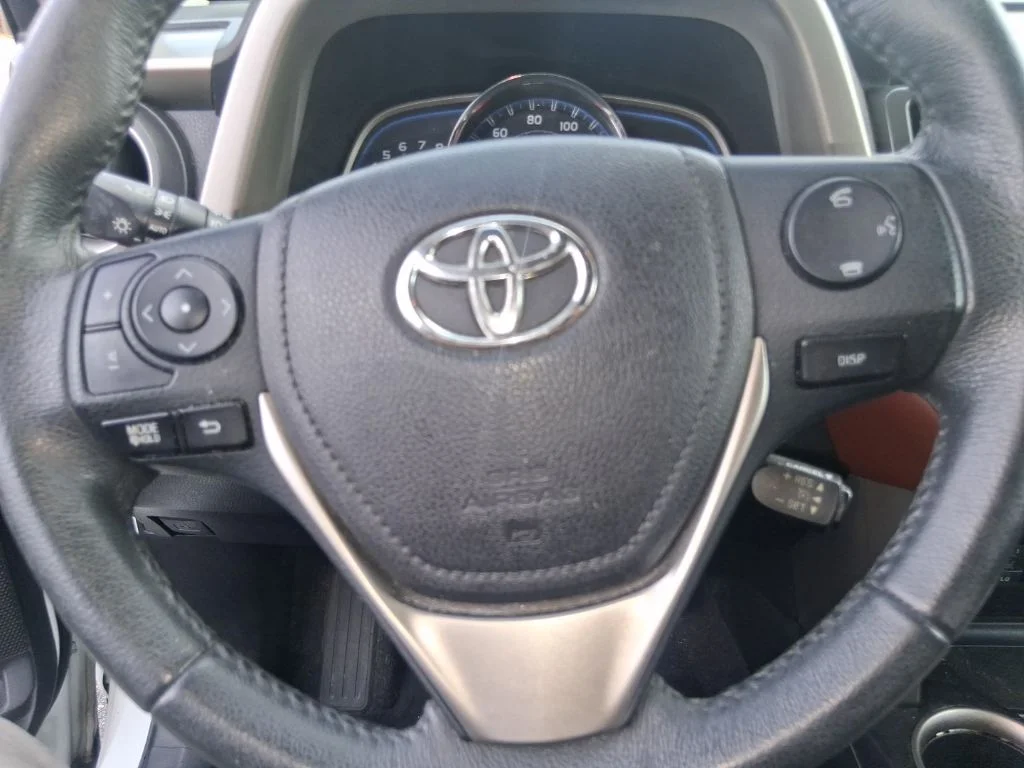 Used 2015 White Toyota Limited image 12