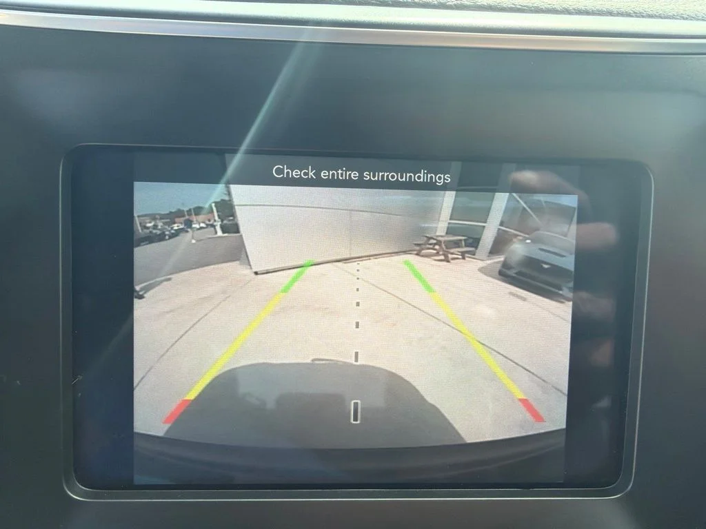 Certified Used 2021 Diamond Black Jeep Latitude Lux image 22