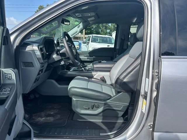 New 2026 Iconic Silver Metallic Ford Lariat® image 10