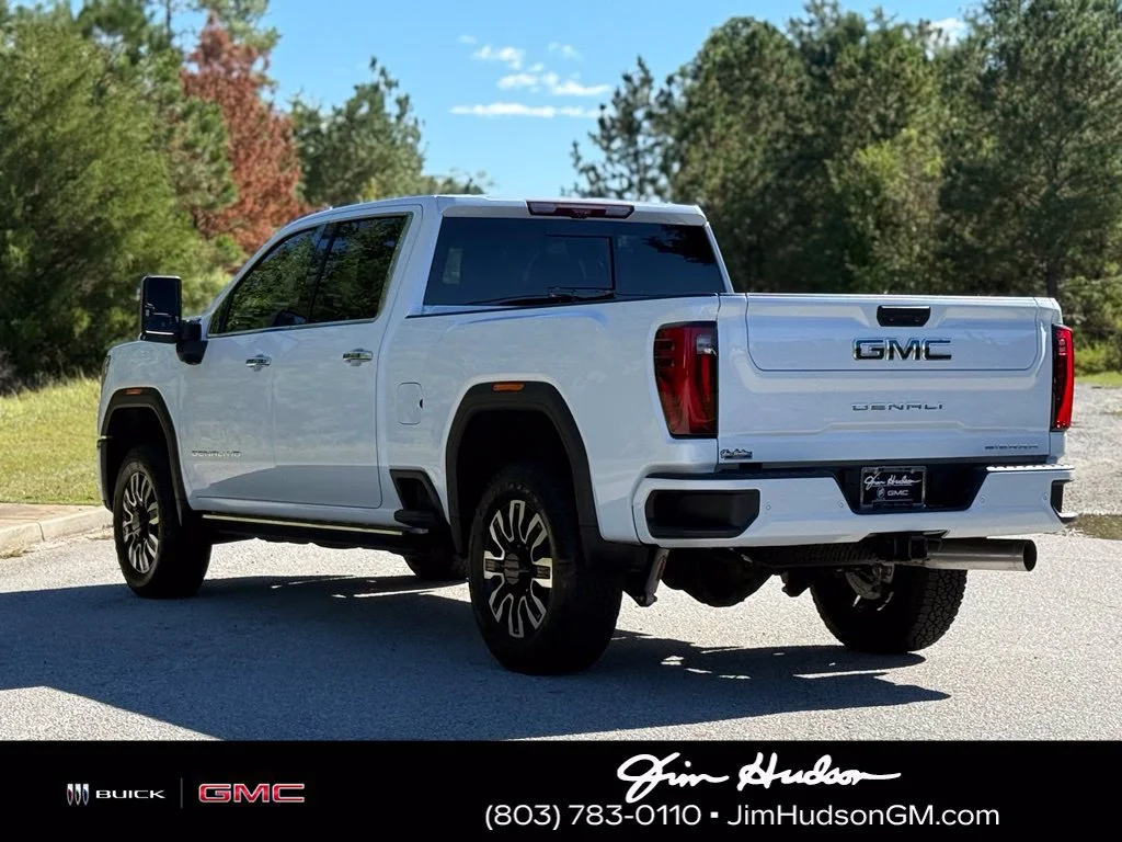 Used 2026 Glacier White Tricoat GMC Denali Ultimate image 14