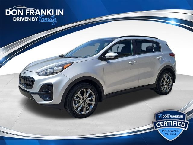 Used 2022 Silver Kia Nightfall image 1