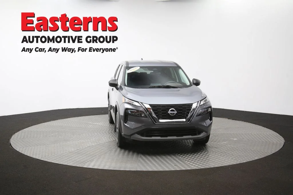 Used 2023 Gray Nissan S image 53