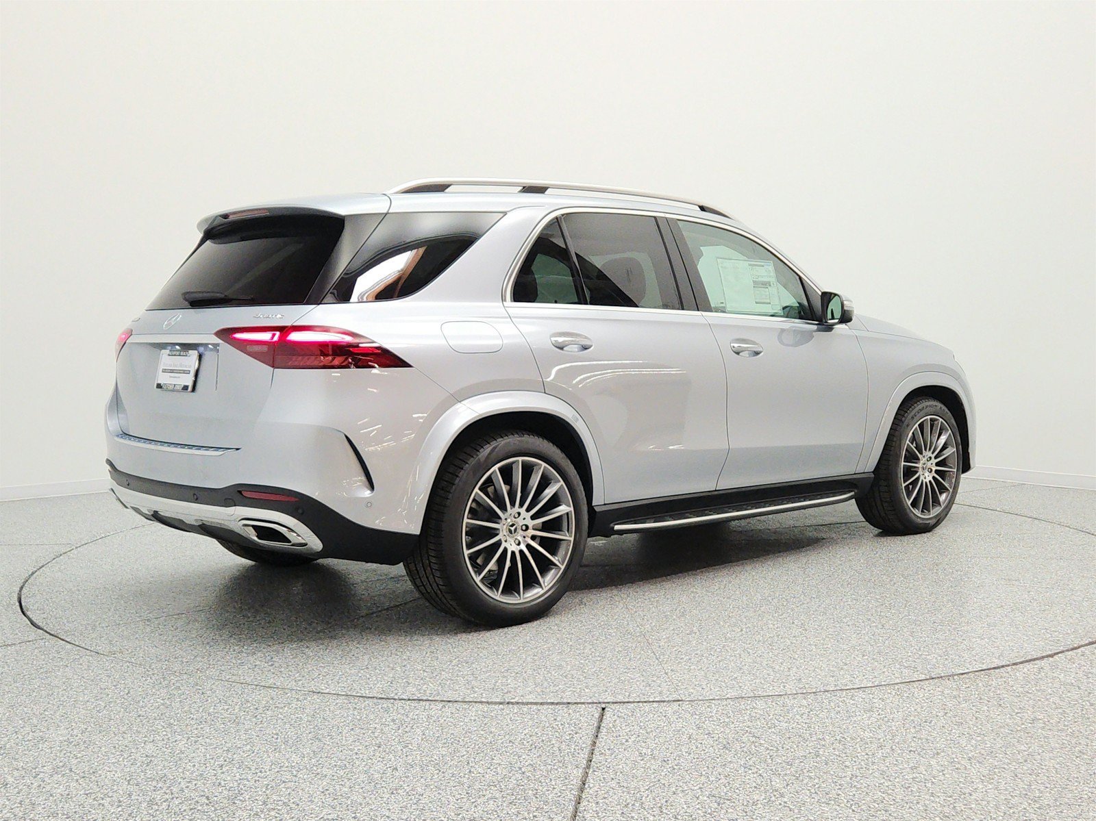 New 2026 Cirrus Silver Metallic Mercedes-Benz GLE 450 4MATIC® SUV image 35