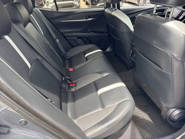 Used 2025  Toyota SE image 22