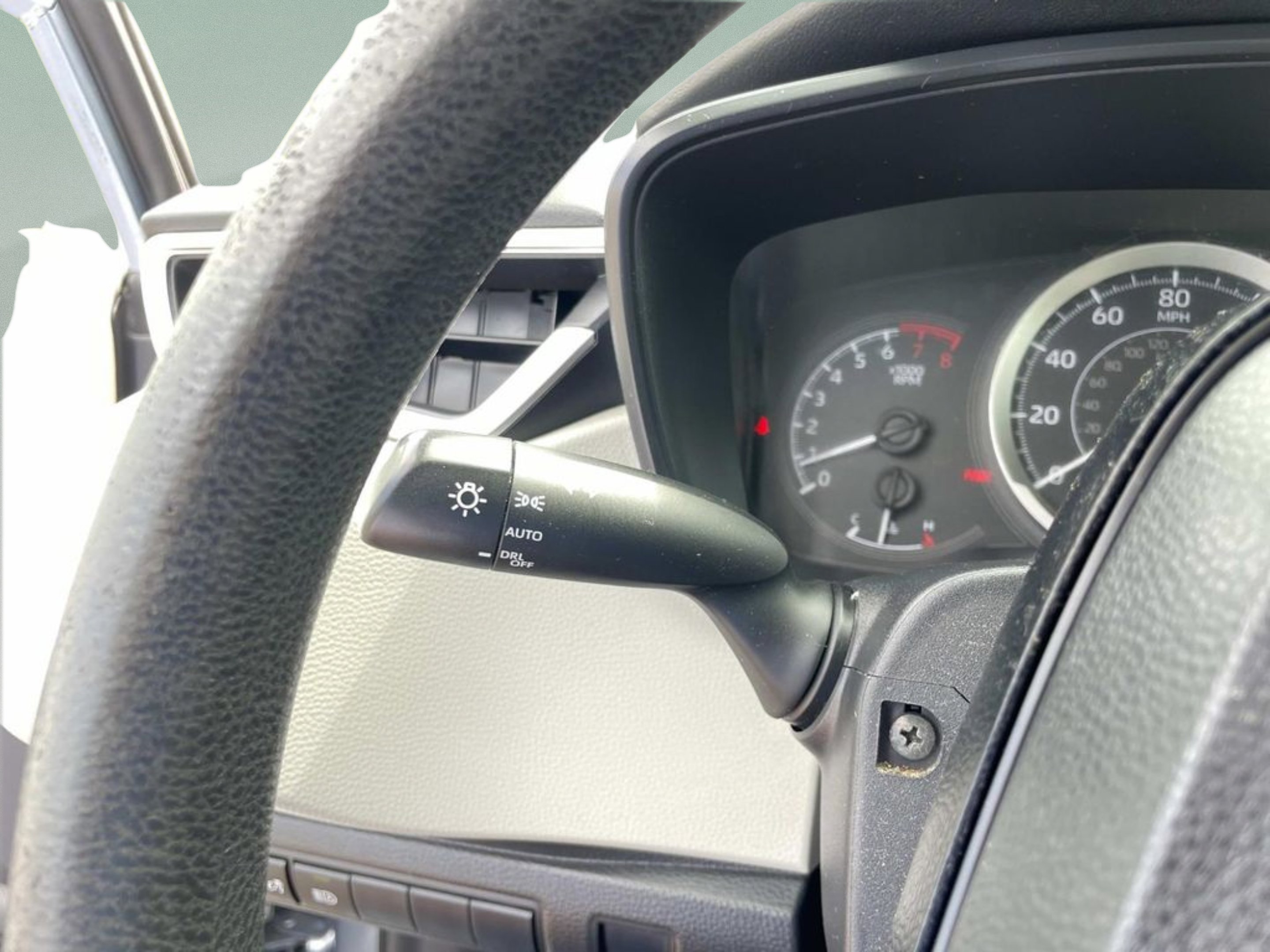 Used 2021  Toyota LE image 25
