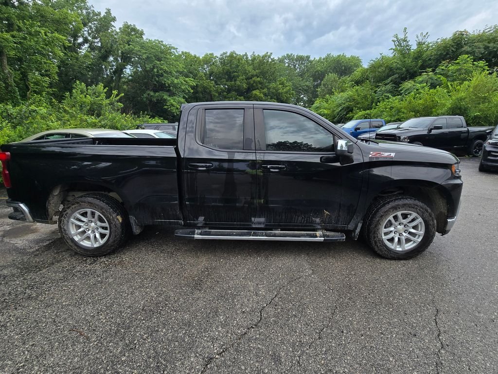 Used 2020 Black Chevrolet LT image 9