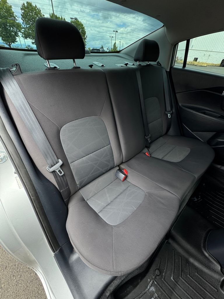 Used 2016 Bright Silver Metallic Kia LX image 17