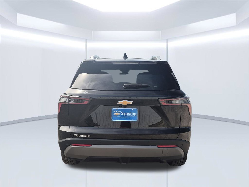 2027 Chevrolet Equinox LT - Photo 7