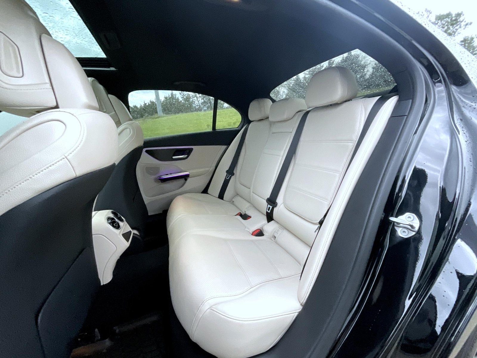 Used 2022 Black Mercedes-Benz C 300 image 19