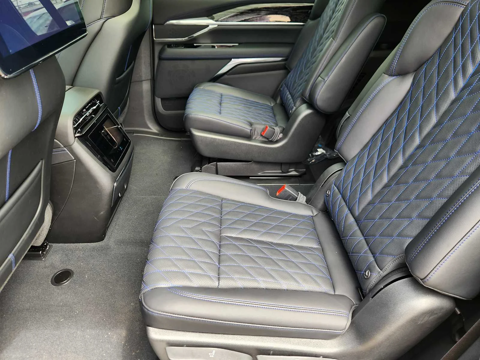 2026 Cadillac Escalade IQL Luxury - Photo 20