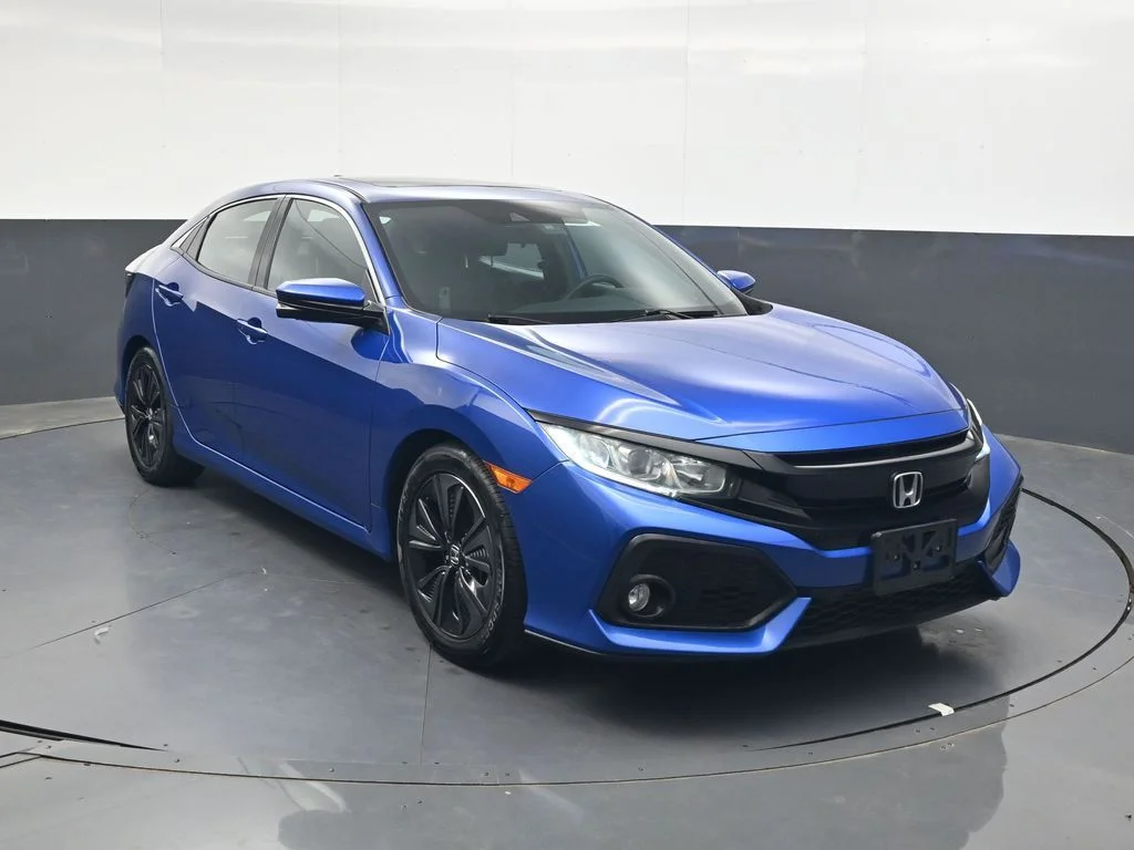 Used 2019  Honda EX image 2