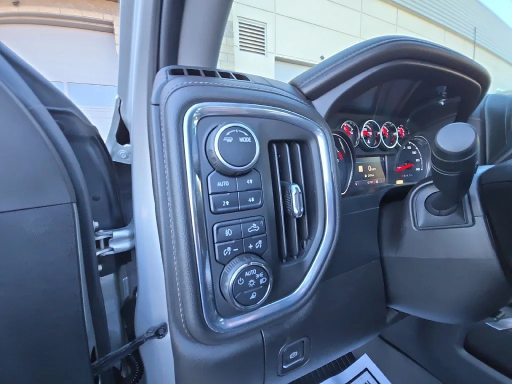 Used 2022 SILVER ICE METALLIC Chevrolet LTZ image 32
