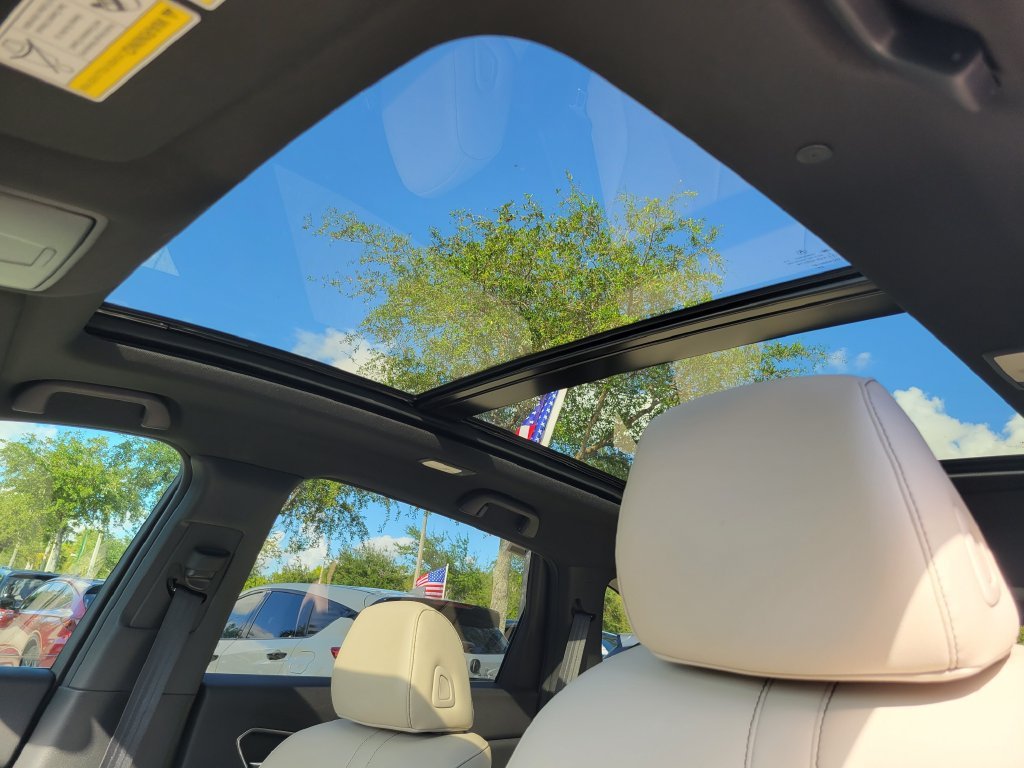 Used 2025 Black Acura Base image 17