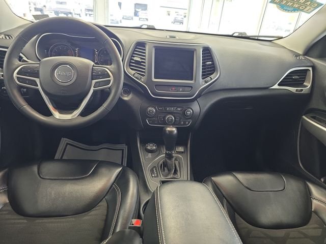 Used 2022 Gray Jeep X image 11