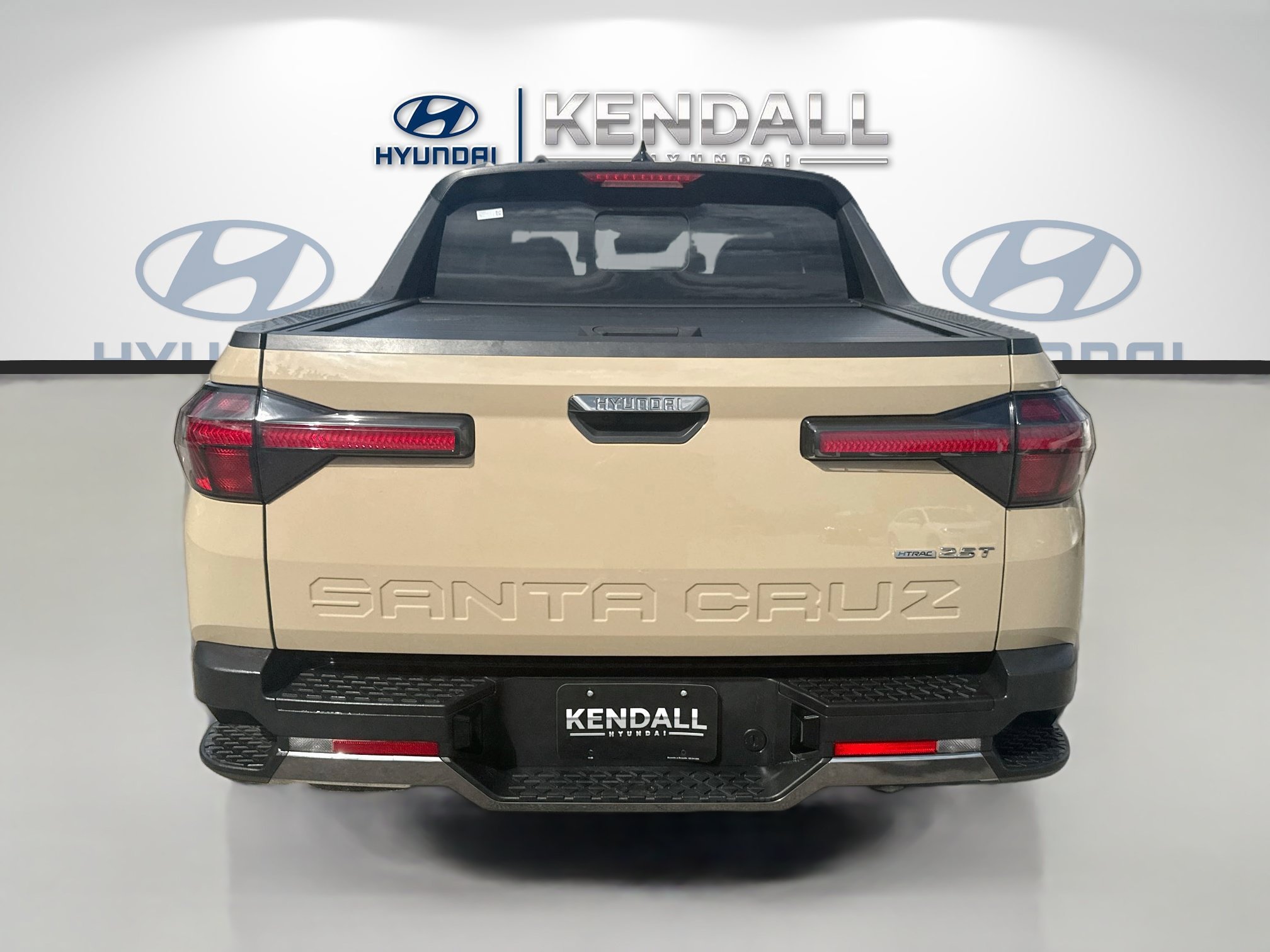 Used 2024 California Sand Hyundai Limited image 5