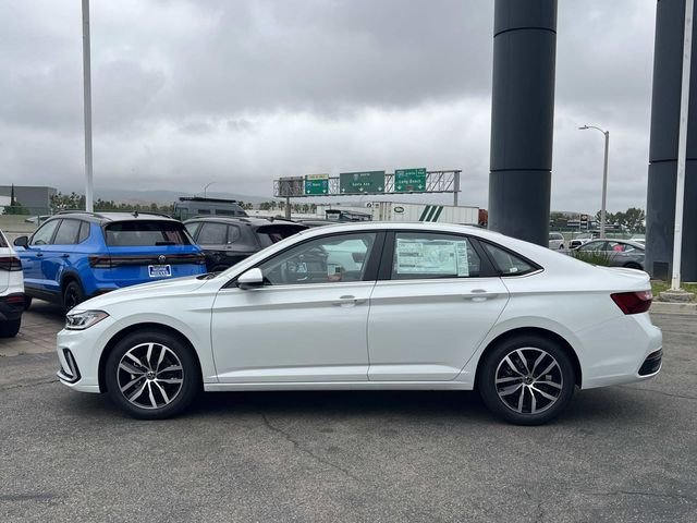 New 2026 White Volkswagen 1.5T SE image 2
