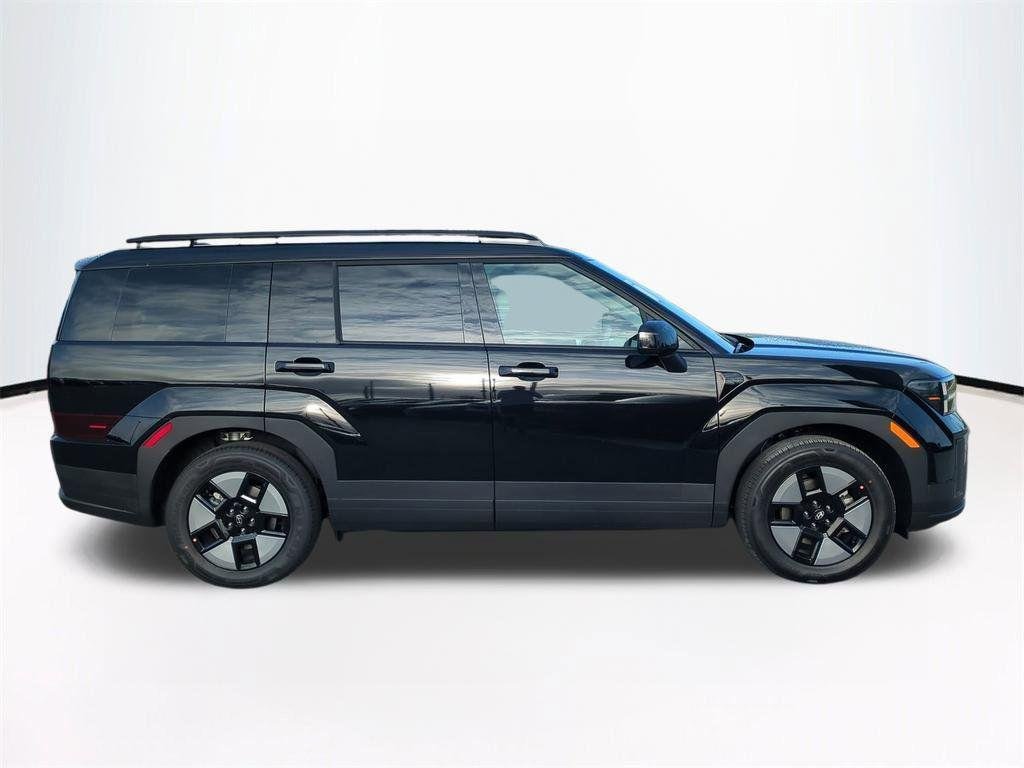 New 2026 Black Hyundai SEL image 4