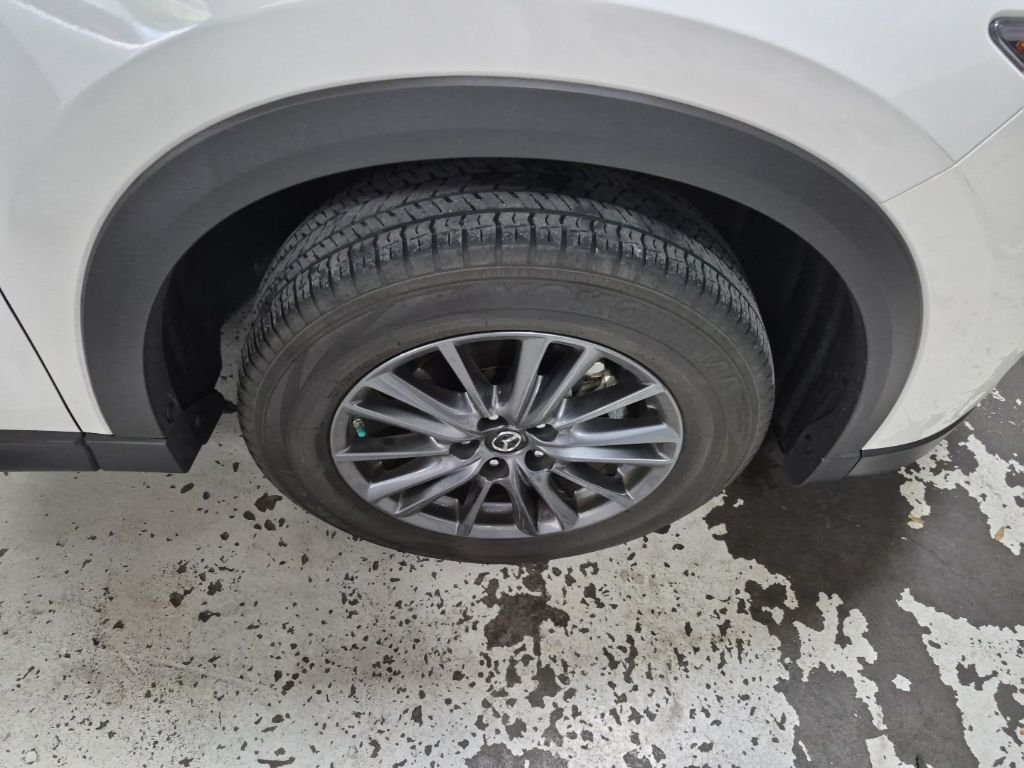 Used 2019 White Mazda Touring image 6