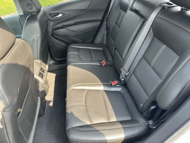 Used 2022 Beige Chevrolet Premier image 26