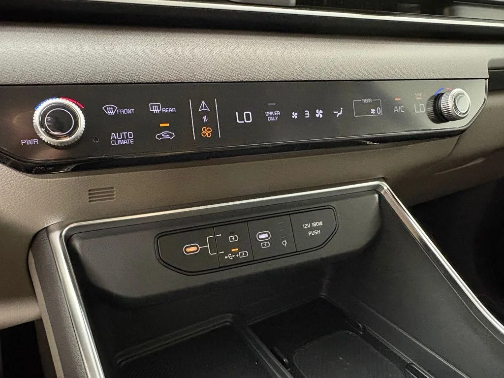 New 2026 Ceramic Silver Kia EX image 32