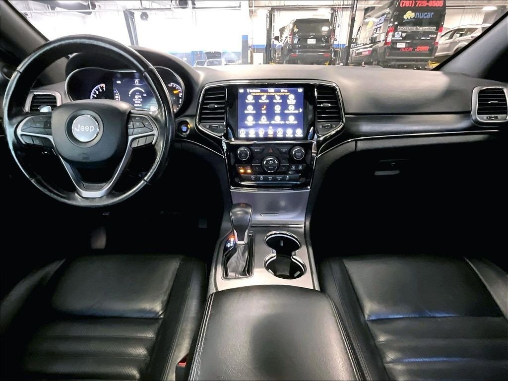 Used 2020 White Jeep Limited X image 22