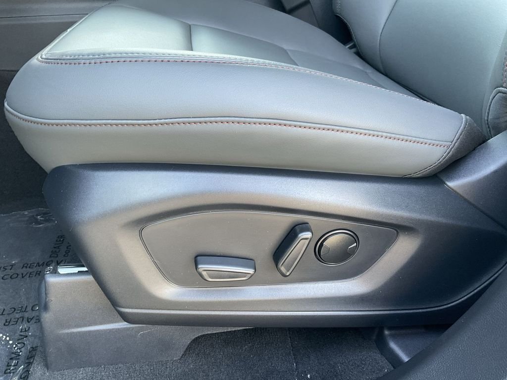 2026 Ford Explorer Active - Photo 12