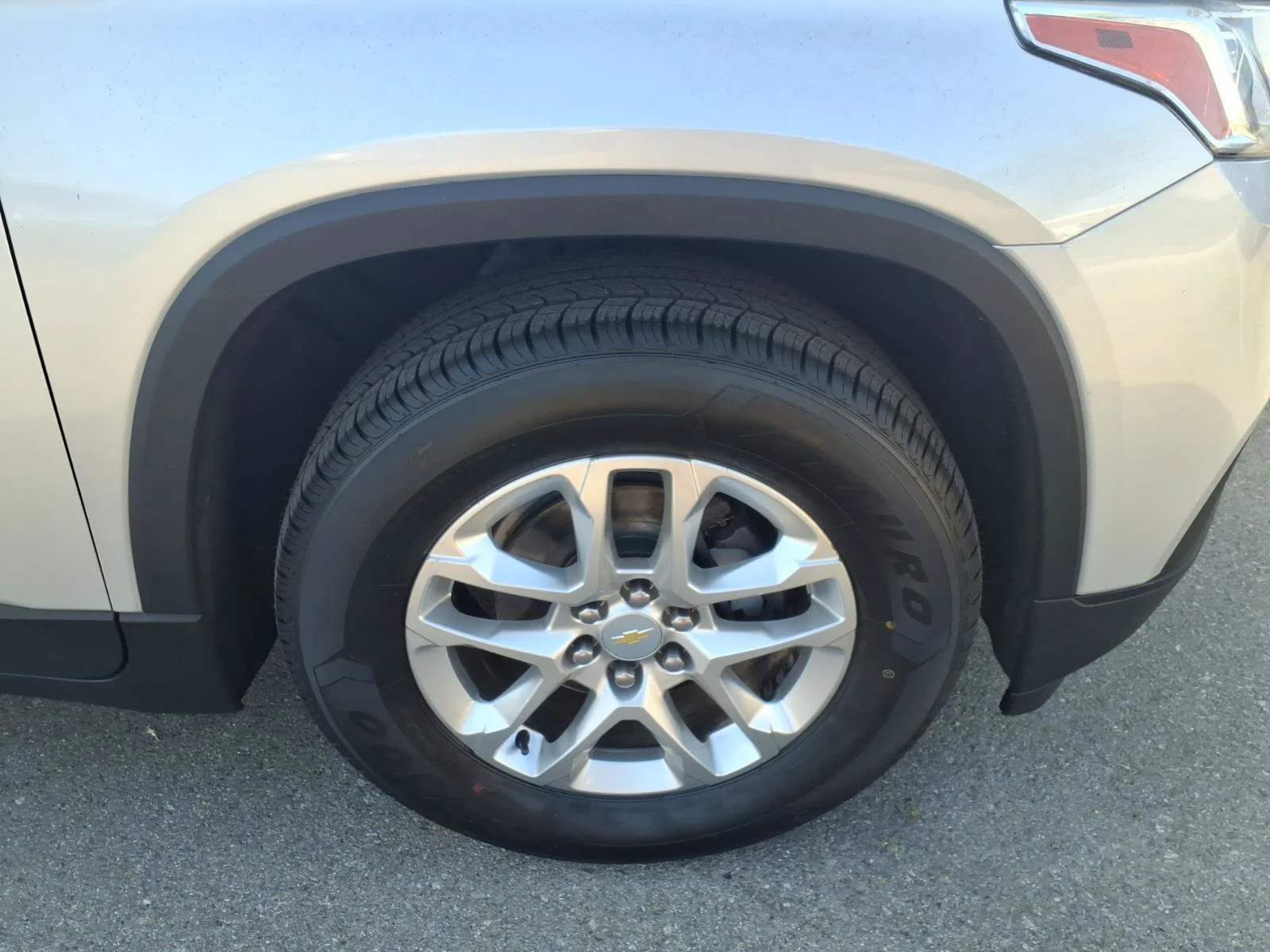 Used 2020 Silver Ice Metallic Chevrolet LS image 5