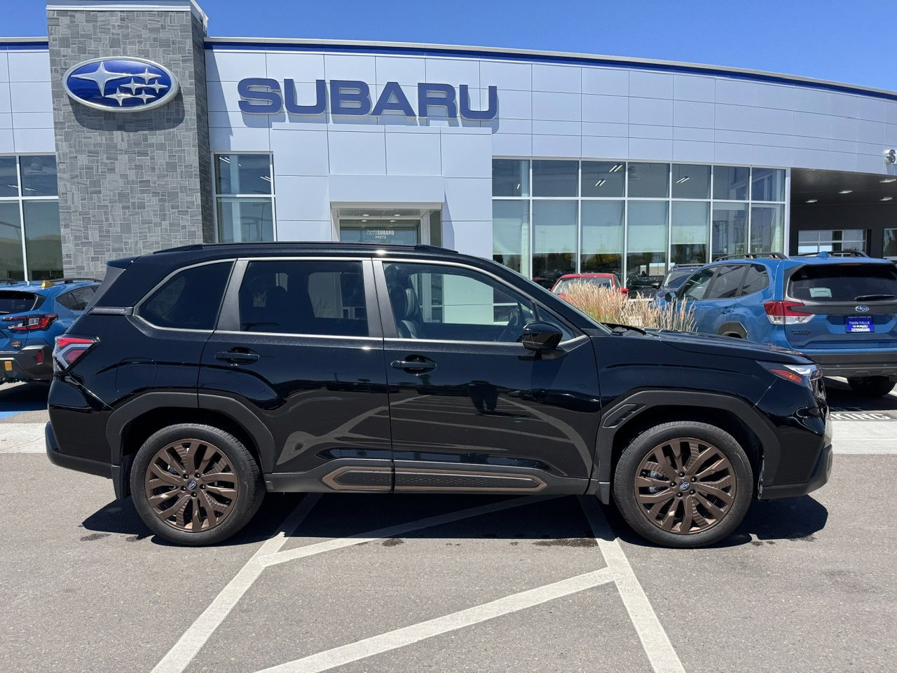 Used 2025 Crystal Black Silica Subaru Sport image 8