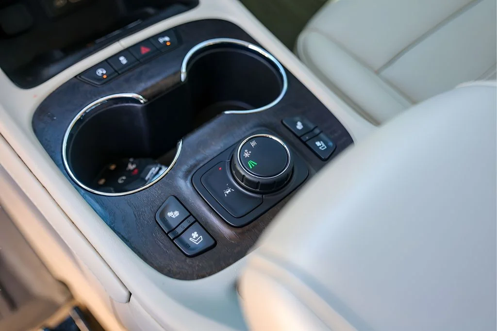 Used 2023 Blue GMC Denali image 23