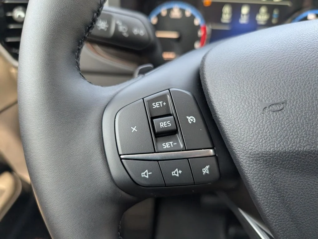 Used 2024 Gray Ford Badlands image 26