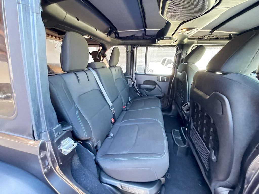 Used 2022 Gray Jeep Unlimited Rubicon 4xe image 31