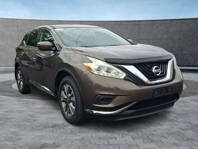 Used 2016 Brown Nissan S image 2