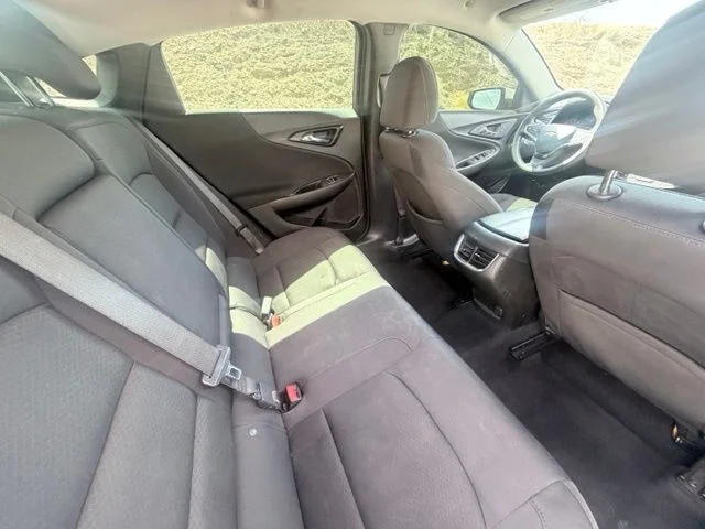 Used 2022 White Chevrolet LT image 26