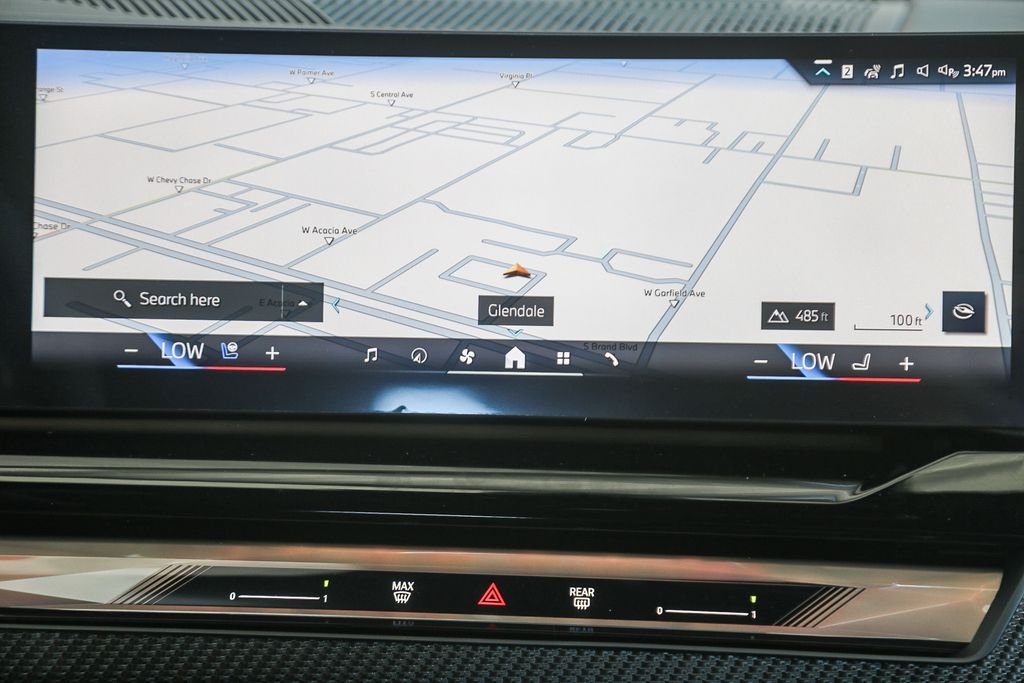 New 2027 Brooklyn Grey Metallic BMW 550e xDrive image 10