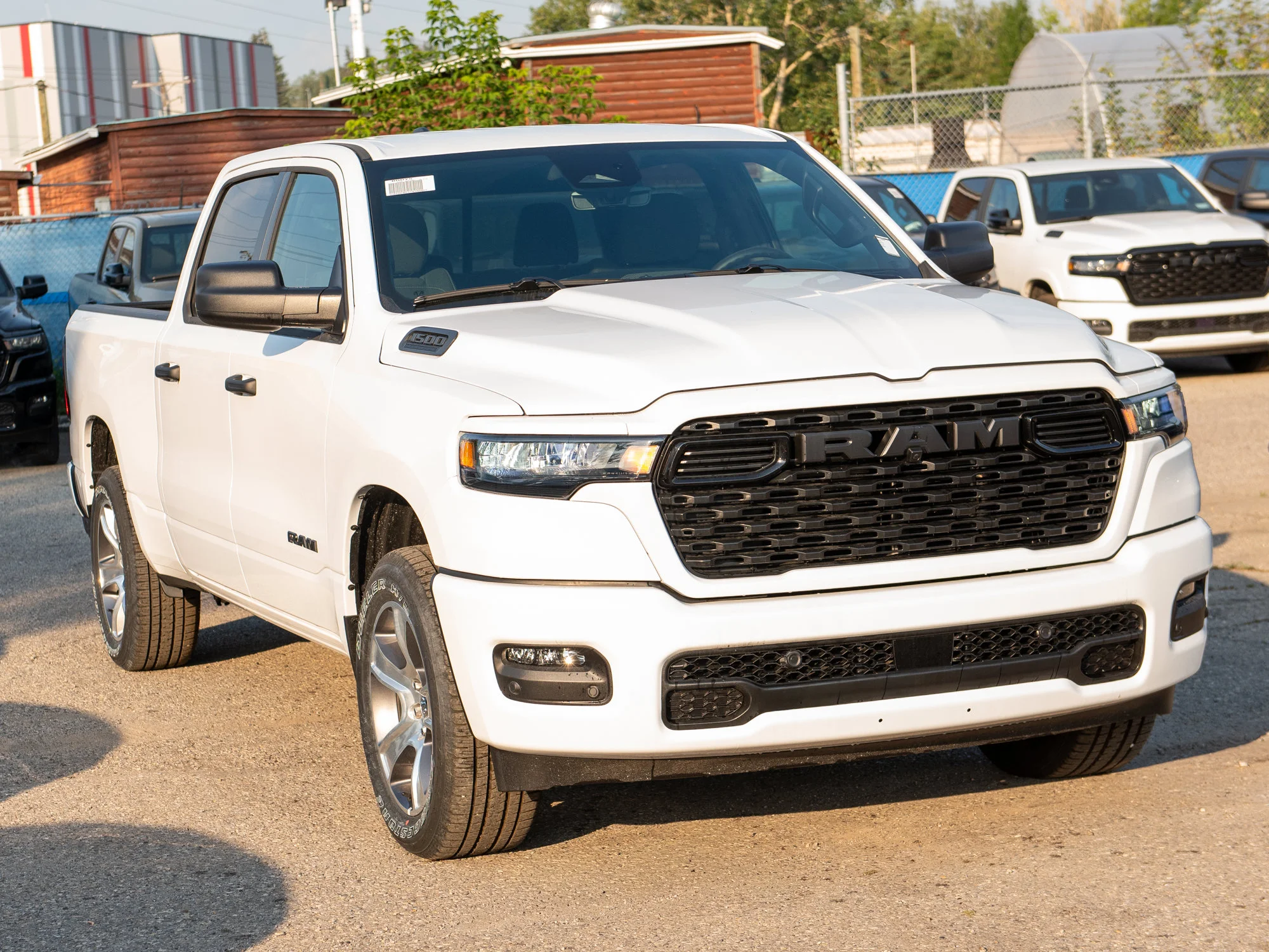 New 2026 White RAM Express* Crew Cab 4x4, Twin-Turbo, Bed Utility Group, Bedliner, 3.92 Axle image 8